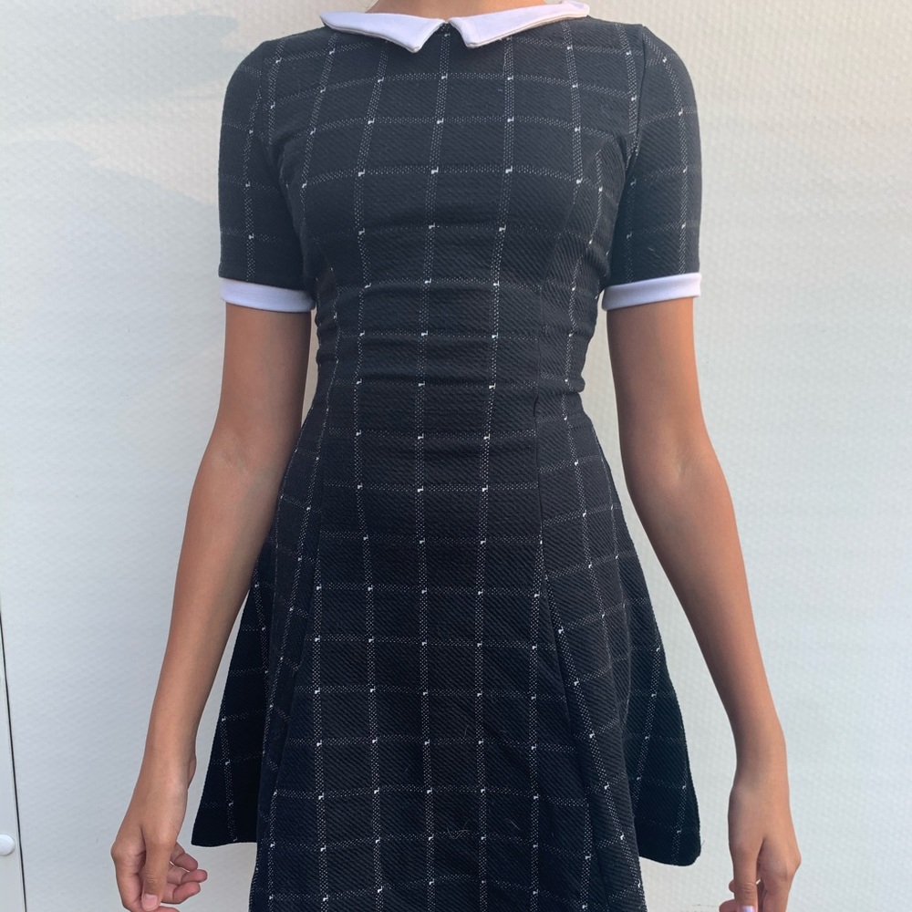 Girls preppy black and white dress